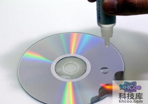 如何用蒸汽熨斗修复划痕光盘4