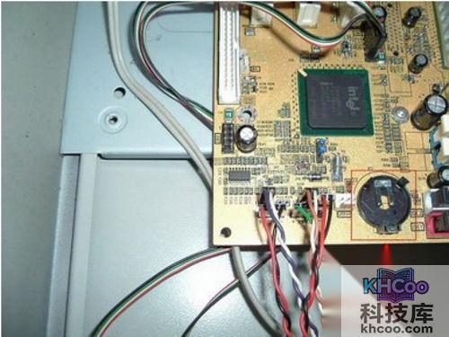 拔电池清除BIOS 拔电池清除BIOS