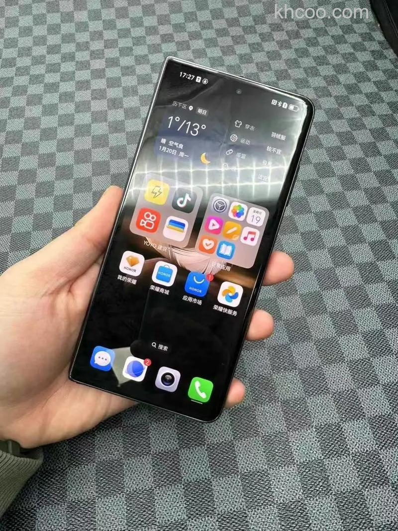 荣耀MagicVs2屏幕怎么样 荣耀MagicVs2屏幕介绍【详解】