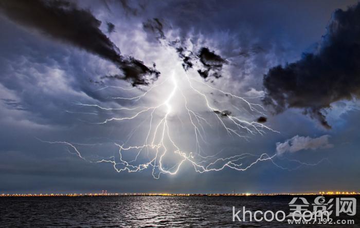 如何用长曝抓住闪电捕光捉影
