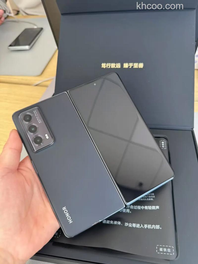 荣耀MagicVs2是什么屏幕 荣耀MagicVs2屏幕介绍【详解】