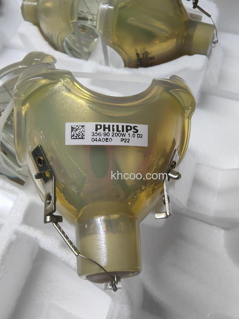 投影机灯泡种类有哪 各类投影机灯泡有什么特征