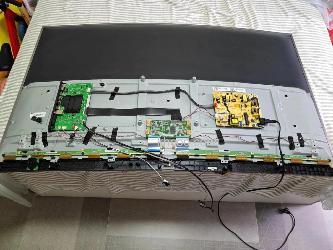 曲面电视好不好用 曲面电视优缺点介绍【详解】