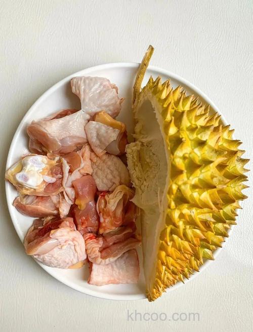 榴莲壳做鱼的方法？