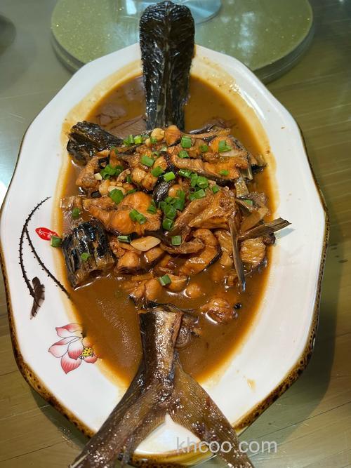 牛b鲤可以加酒糟里吗？