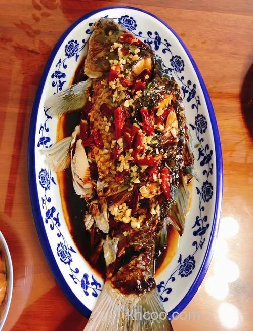 麻辣鲤鱼的做法