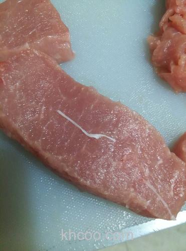 瘦肉里有白色的线条是什么n？