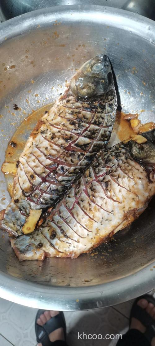 榴莲和鲫鱼能一起吃吗 榴莲壳和鲫鱼熬汤做法