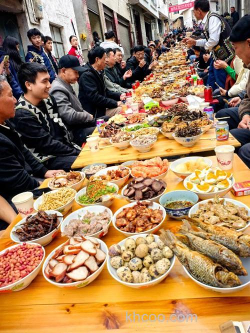 哈尼长街古宴吃什么？
