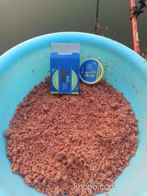 臭鸡蛋鸭蛋豆腐配制的重口味钓鲢鳙饵料配方