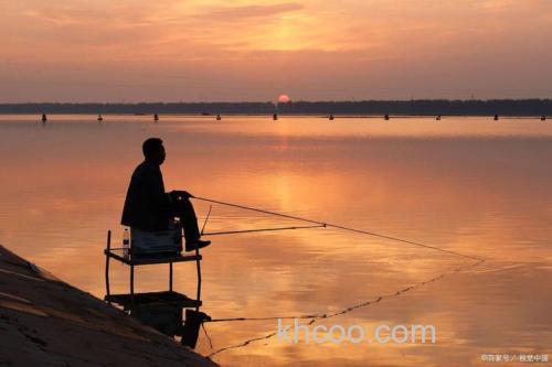 夏天水库钓鱼最佳时机在哪？清晨黄昏是黄金时段