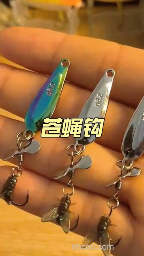 铁板竿用什么鱼饵 可以用爆炸钩吗商品饵吗 可以用假鱼和假虫吗？重赏谢谢