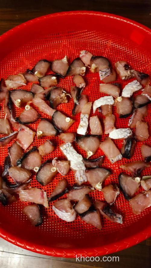 高梁酒糟喂草鱼好不？