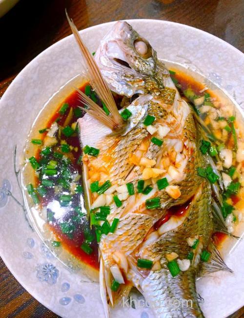 鲤鱼怎样蒸才好吃？