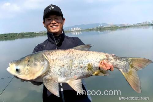 因为钓鲢鳙，邓刚和崔炳亮难得起争执