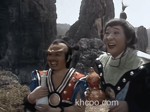 西游记盗佛宝的两个妖怪叫什么？