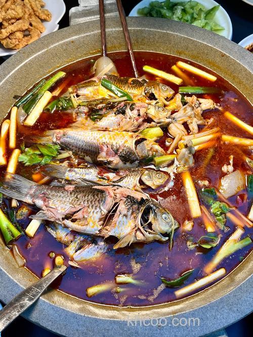 酸汤鲫鱼最正宗做法？