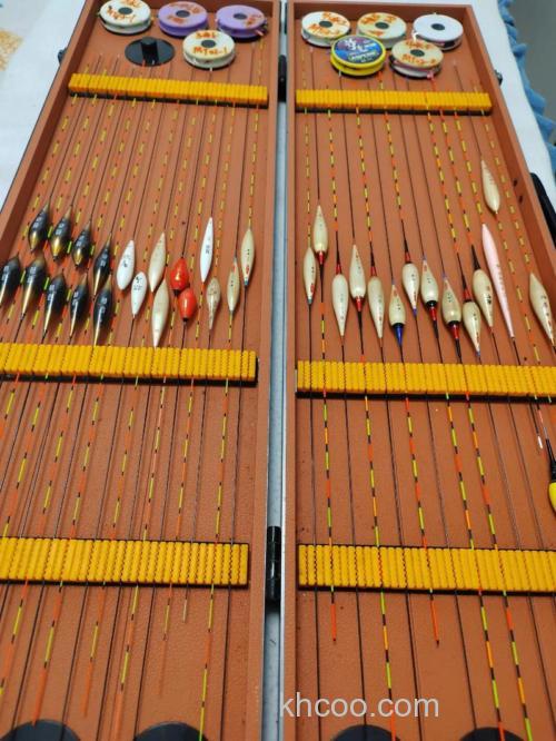 九米的鱼竿台钓钓鲫鱼用多大的浮漂？