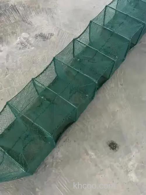 地笼的使用方法有哪些？小河里捕鱼虾放什么饵料效果好呢？