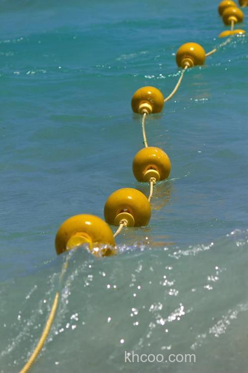 在水流大的地方用什么浮标钓鱼