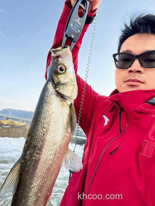 钓鱼界拿最多的冠军是谁？