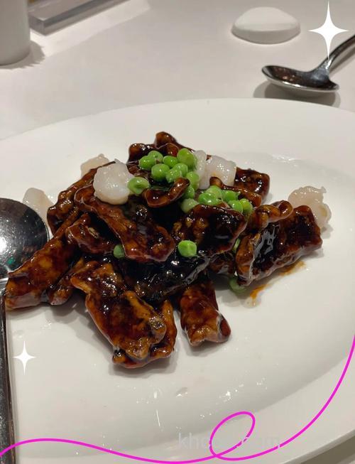 虾爆鳝的特点是什么？