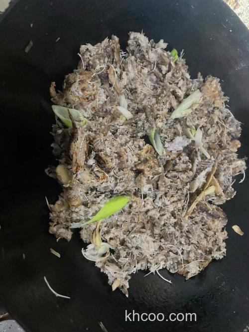 鲫鱼汤捣碎的正宗做法？