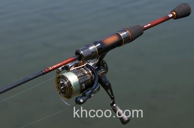 轻量！DAIWA PRESSO-LTD AGS 管钓鳟鱼竿_0