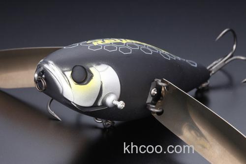 波动与诱惑并存 Jackall RV-CLAWLER_1