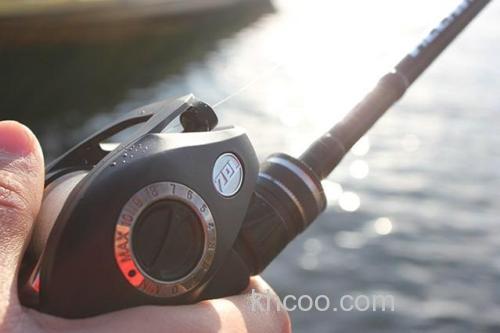 自己来 2019 ZPI ALCANCE 系列卷线器和BASS竿将上市_2