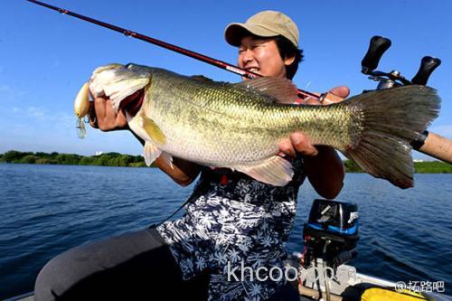 Basser 30周年 Anniversary 纪念款BASS竿_2