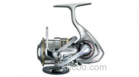 设计感新款式 2012 DAIWA LUVIAS 纺车轮_1
