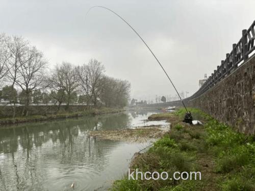 长江台钓技巧：春钓找准鱼窝，线组搭配要灵敏