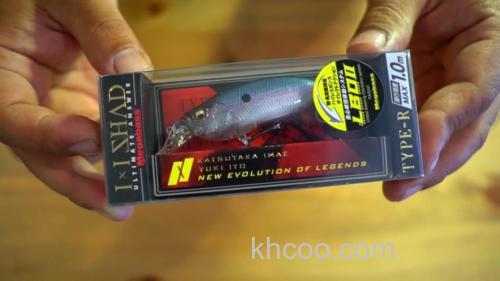 今江克隆&伊東由樹合作款式 IxI BLOWLY